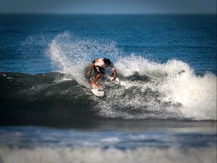 smm_interview_CarlosSanchez_surfing